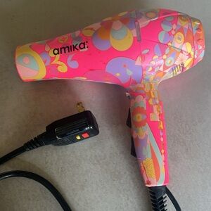 Amika hair dryer. Excellent condition.